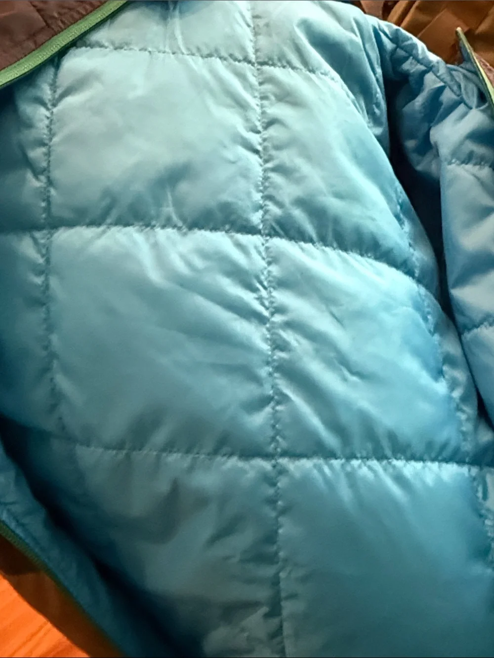 Cotopaxi L Hooded Two-Tone Puffer Jacket in Navy, Olive & Teal great condition - Picture 7 of 7